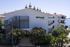 Diplomat Hotel