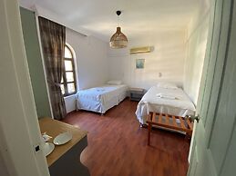 Diplomat Hotel