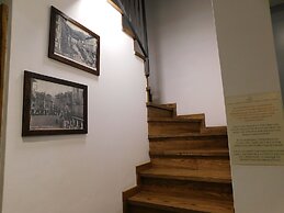 NicoMat Rooms