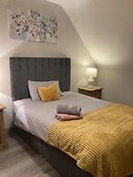 Home From Home, Tralee. Ideal Location