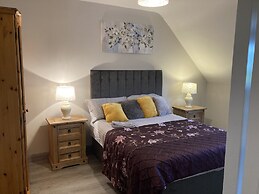 Home From Home, Tralee. Ideal Location