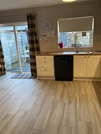 Home From Home, Tralee. Ideal Location