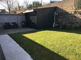Home From Home, Tralee. Ideal Location