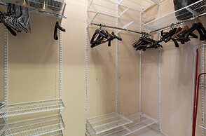 Bussi Suites - Grizodubovoi 2