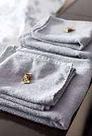 Bussi Suites - Grizodubovoi 2