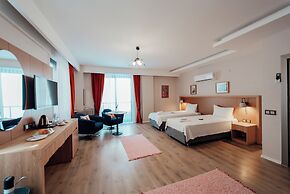 Fortunella Suites & Villas