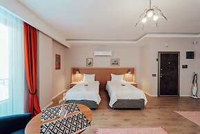 Fortunella Suites & Villas