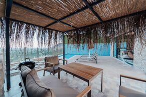 Fortunella Suites & Villas