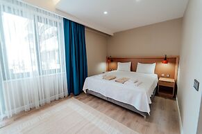 Fortunella Suites & Villas