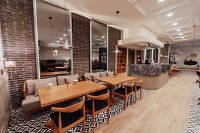 Fortunella Suites & Villas