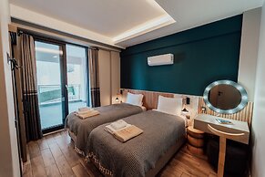 Fortunella Suites & Villas