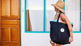 Bird of Paradise Hotel