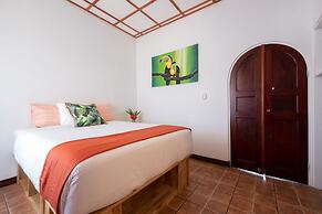 Bird of Paradise Hotel