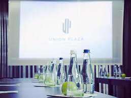 Union Plaza Hotel