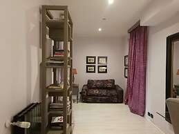 Gatto Bianco Casa dei Venti