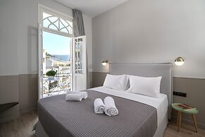 Plaka Arch Suites