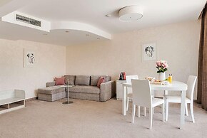 Dunav Plaza Hotel