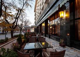 Dunav Plaza Hotel