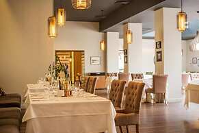 Dunav Plaza Hotel
