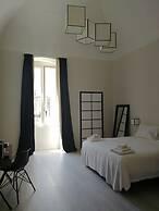 Gatto Bianco Duchessa