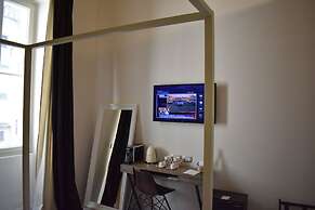 Gatto Bianco Duchessa