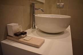 Gatto Bianco Duchessa