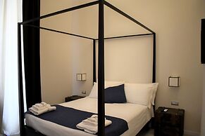 Gatto Bianco Duchessa