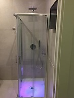 Gatto Bianco Duchessa