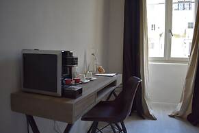 Gatto Bianco Duchessa