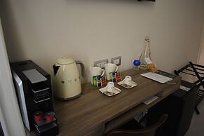 Gatto Bianco Duchessa