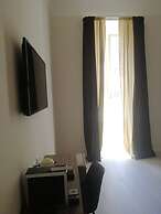 Gatto Bianco Duchessa