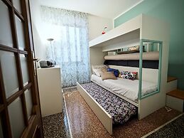 Comoda Casa dell'Agnello zona Acquario