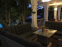 Luxury Villa Puerto Banus
