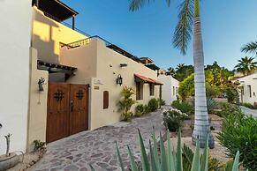 Casa Barcelona 2 BR by Casago