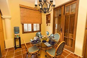 Casa Barcelona 2 BR by Casago