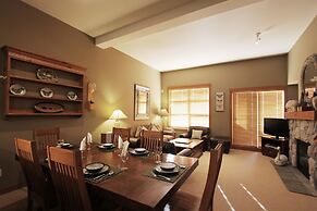 Mountain Star by Whistler Retreats