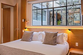 Mi Zona Lodging WTC