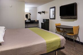 Motel 6 Irving, TX - Loop 12