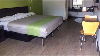 Motel 6 Irving, TX - Loop 12