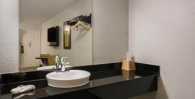 Motel 6 Irving, TX - Loop 12