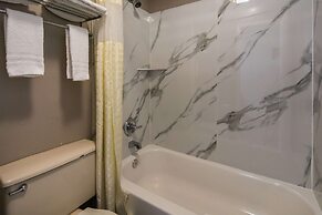 Motel 6 Irving, TX - Loop 12