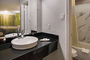 Motel 6 Irving, TX - Loop 12