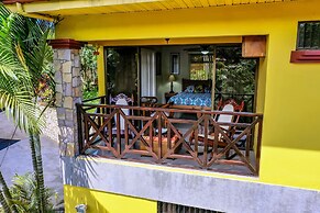 La Terraza Guest House B&B