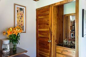 La Terraza Guest House B&B