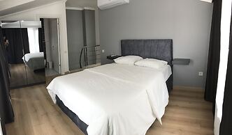 Mas Suites Apartments