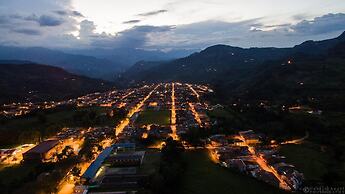 Fami Hotel Vive Jardin - Hostel