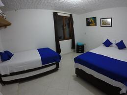 Fami Hotel Vive Jardin - Hostel