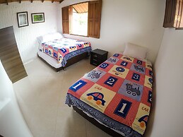 Fami Hotel Vive Jardin - Hostel