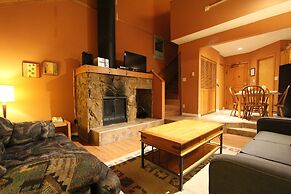 Rainbow Suites by Whistler Retreats