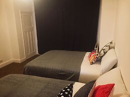 North London Cottage